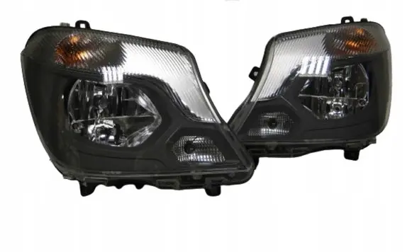 Mercedes-Benz Sprinter W906 Headlights/headlamps set A9068205800 A9068205700