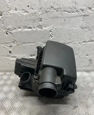 Nissan Navara D23 Air filter box 1173104S02 41A1A