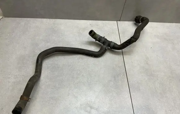 Audi A4 S4 B9 Engine coolant pipe/hose 8W0145050A 8W0145920D