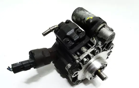 Volvo S40 Fuel injection high pressure pump 9685705080 A2C27100268 5WS40380