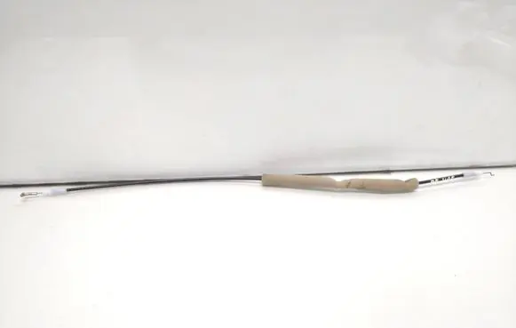 Nissan Leaf I (ZE0) Front door cable line R3l01