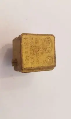 Mercedes-Benz E W210 Other relay A0025421419 4R093168002