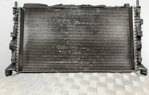 Ford Focus Coolant radiator 0374CCZ 3M5H8005RK