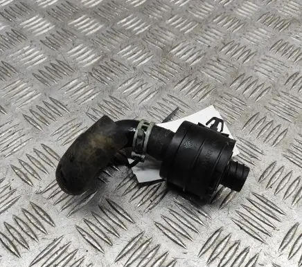 Volvo XC90 Engine coolant pipe/hose 31404447