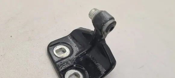 Mercedes-Benz S W221 Front door upper hinge