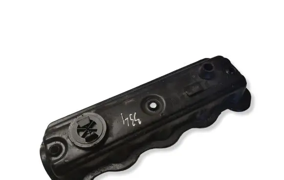 Volkswagen Golf IV Rocker cam cover 