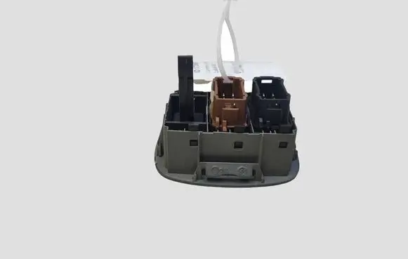 Opel Vivaro Central locking switch button 8200104933