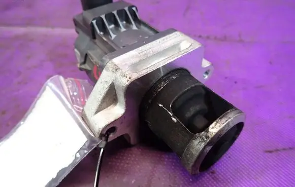 Opel Insignia A EGR valve 724809780