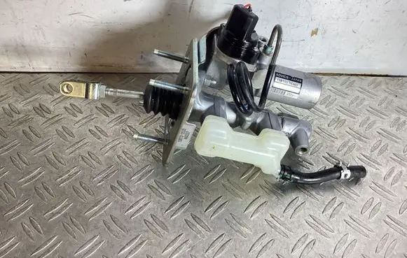 Lexus LS 460 - 600H Master brake cylinder 13811010460 13801010530