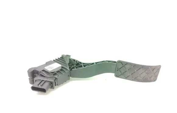 Skoda Octavia Mk3 (5E) Accelerator throttle pedal 5Q1721503F 6PV01062100