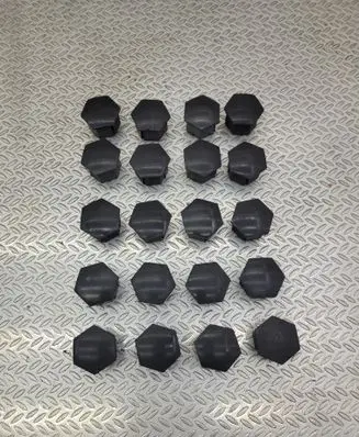 Opel Astra L Wheel nut cap/cover 