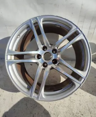 Audi R8 42 R19 alloy rim 