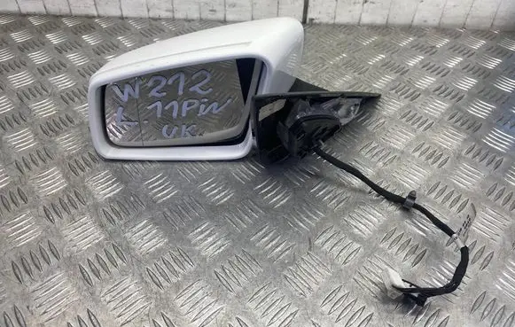Mercedes-Benz E W212 Front door electric wing mirror A3159443