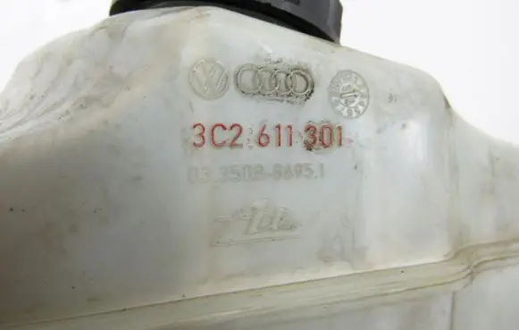 Volkswagen PASSAT CC Master brake cylinder 3C2611301