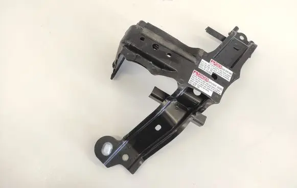 Battery bracket