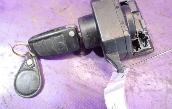 Audi A6 Allroad C6 Ignition lock 4F0910132E