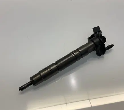 Mercedes-Benz E W211 Fuel injector A6420701387 6420701387 0445115