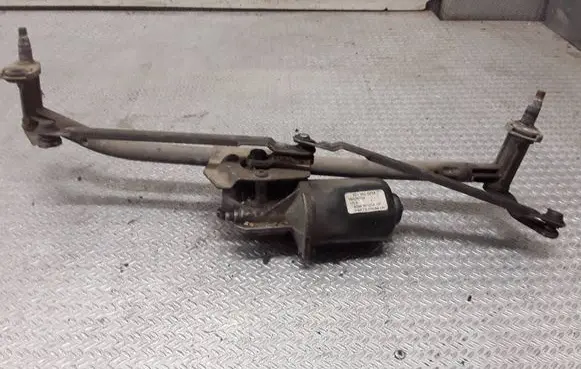 Volkswagen New Beetle Front wiper linkage and motor 1C1955023A