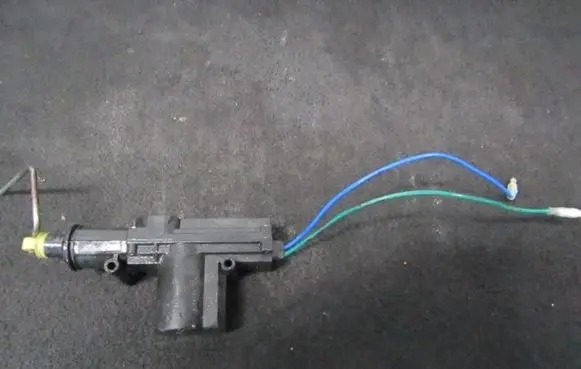 Hyundai Lantra II Central locking motor 