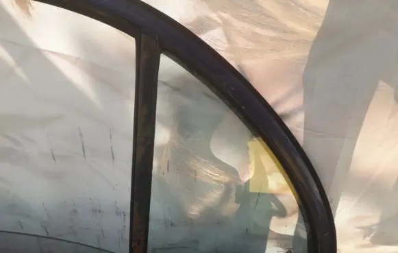 Hyundai Lantra I Rear vent window glass 