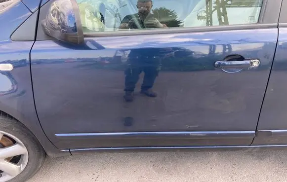 Nissan Note (E11) Front door