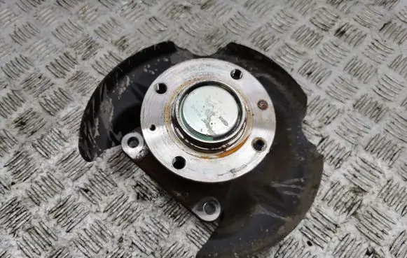 Opel Mokka B Rear wheel hub