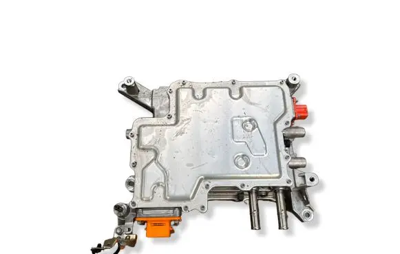 Toyota bZ4X Voltage converter inverter G909046010