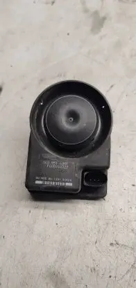 Volkswagen Jetta VI Alarm system siren 1k0951605C