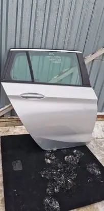 Opel Astra K Rear door 