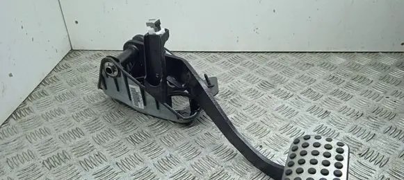 Mercedes-Benz GLE (W166 - C292) Brake pedal A1662900301