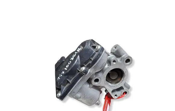 Renault Captur II EGR valve S26301560 147100361R