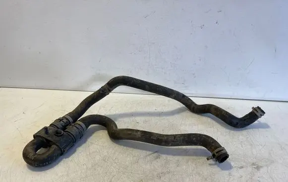 Polestar 2 Engine coolant pipe/hose 31684229