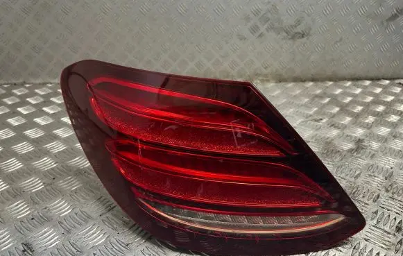 Mercedes-Benz E W213 Rear/tail lights A2139067700