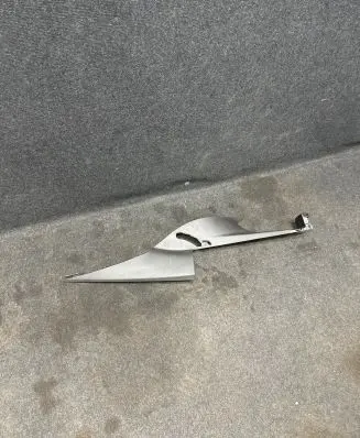 Chevrolet Camaro (C) pillar trim 84116356 GMGT001 LS1672