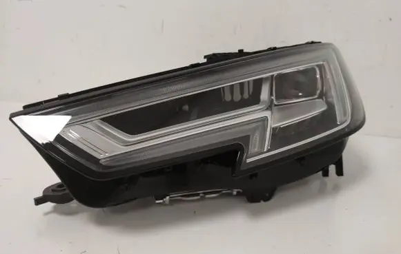 Audi A4 S4 B9 Headlight/headlamp 8W0941033