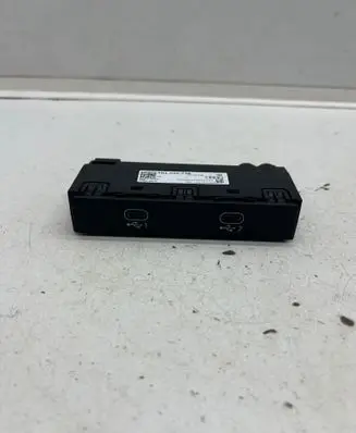 Audi Q7 4M USB socket connector 4N1035736 01205100000
