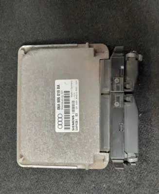Audi A3 S3 8L Engine control unit/module 06A906019BA
