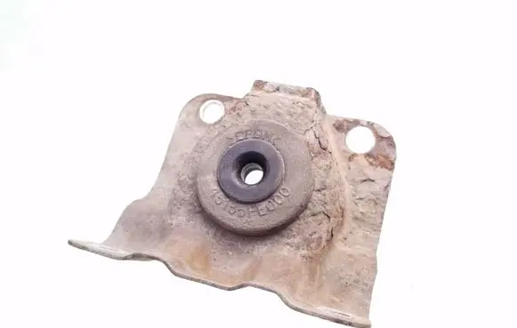 Subaru Forester SH Radiator mount bracket 45135FE000