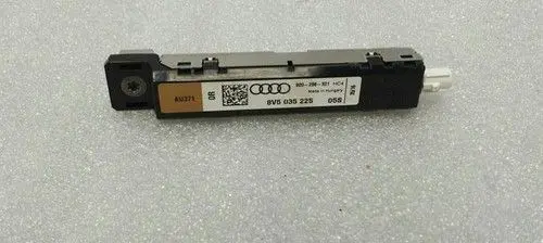 Audi A3 S3 8V Aerial antenna switch 8V5035225