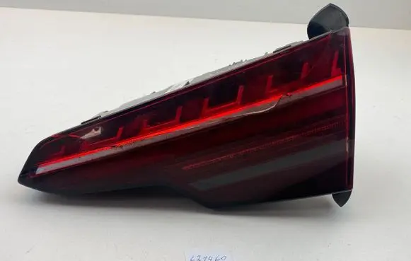 Audi A4 S4 B9 8W Tailgate rear/tail lights 8W5945094AB 81960211 8W5945094A