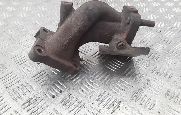 Mitsubishi Pajero Other exhaust manifold parts 