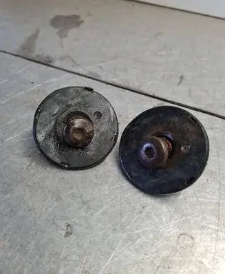 Volkswagen Transporter - Caravelle T4 Nuts/bolts 703883297