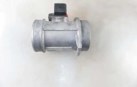 Volkswagen PASSAT B5.5 Mass air flow meter 1974000007 DMA0206