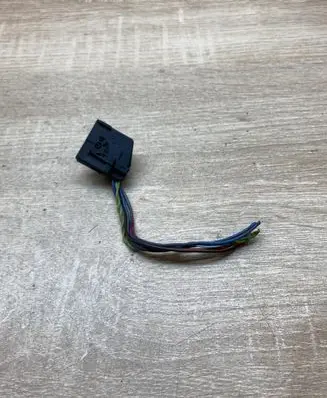 BMW 5 E60 E61 Plug wire 8364654