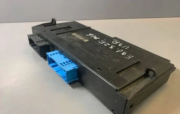 BMW 5 E39 Comfort/convenience module 6982709