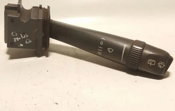 Volvo V70 Wiper control stalk 9452391