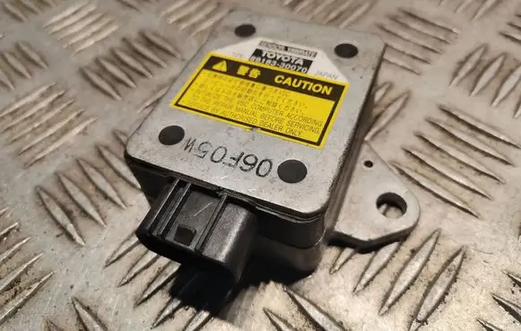 Lexus GS 300 350 430 450H Yaw turn rate sensor 8918330070