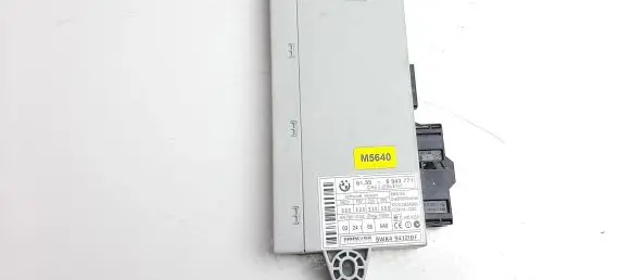 BMW 1 E81 E87 CAS control unit/module 6943771 M5640