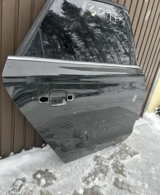Audi A8 S8 D4 4H Rear door