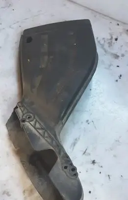 Audi A4 S4 B6 8E 8H Air intake duct part 8E0129618K